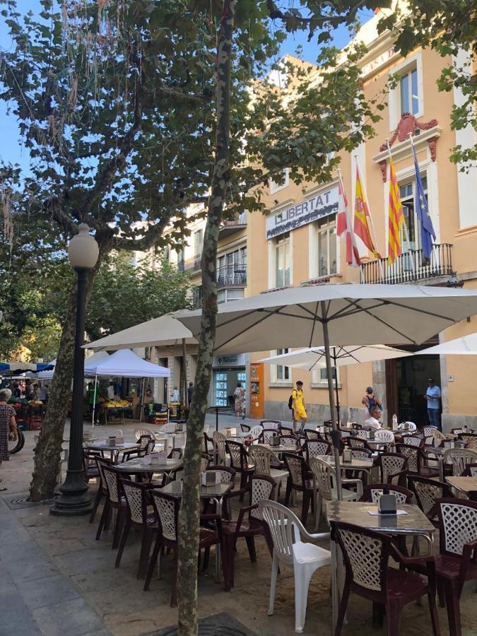 2 Bedroom Large Modern Apartment In Blanes Old Town 50M From The Beach! Exteriör bild
