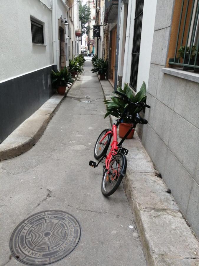 2 Bedroom Large Modern Apartment In Blanes Old Town 50M From The Beach! Exteriör bild